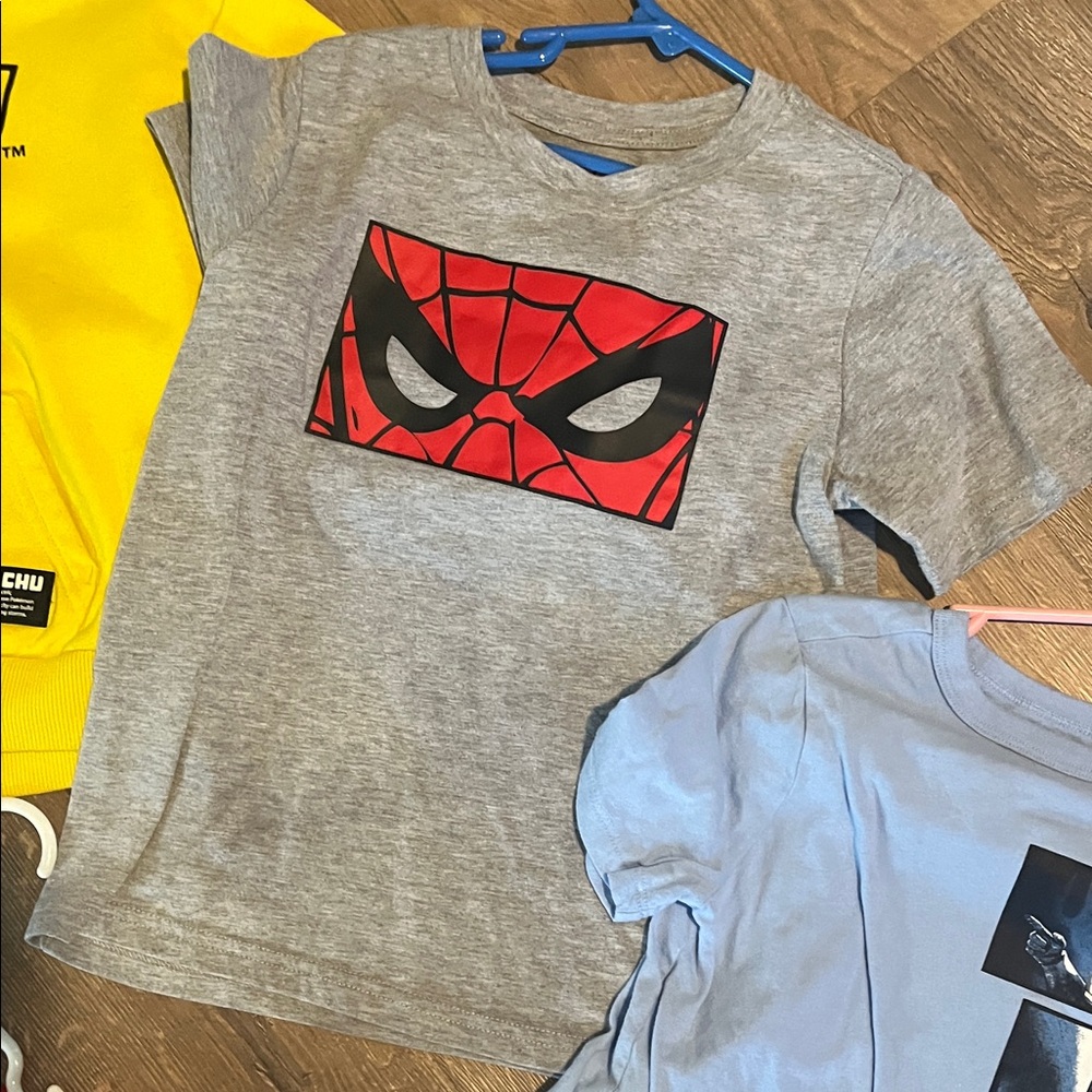 Assorted Kids Graphic T-Shirts super hero lot - Picture 5 of 10